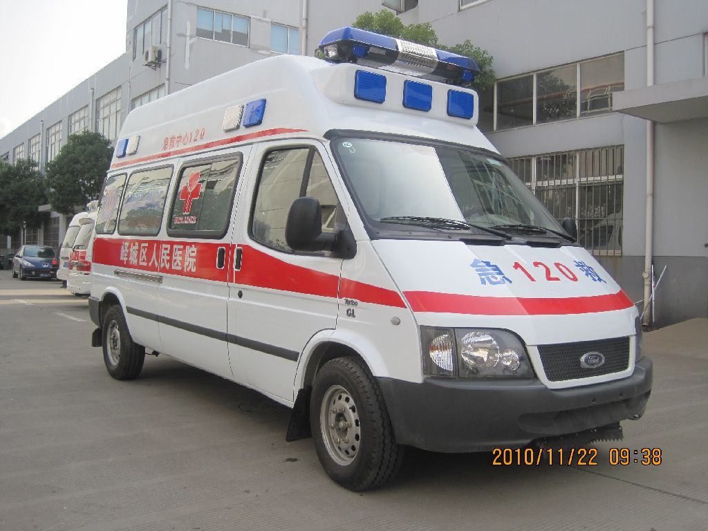 乌苏市救护车出租